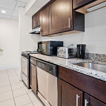 Furnished Apartment In Downtown Бостон Экстерьер фото