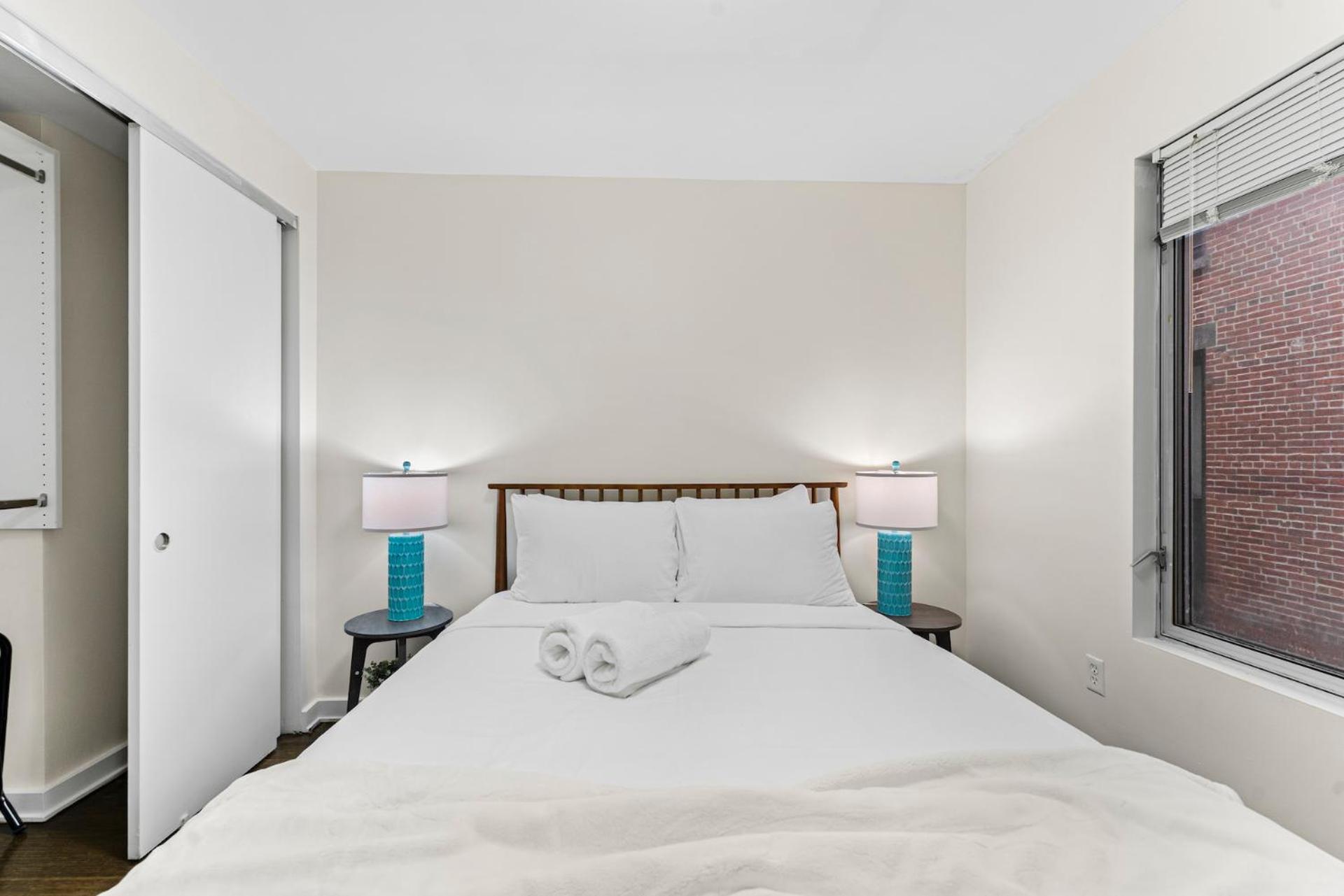 Furnished Apartment In Downtown Бостон Экстерьер фото